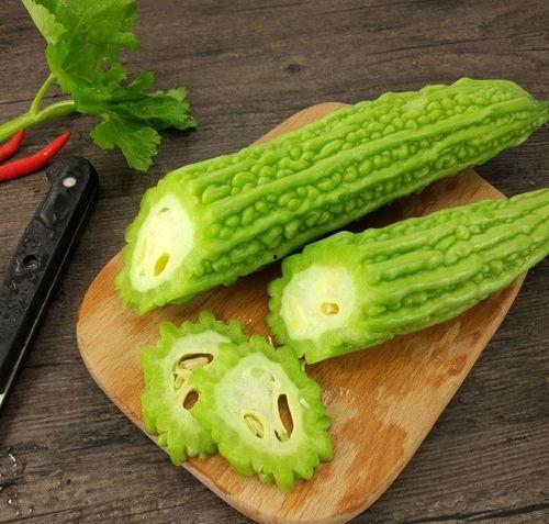 群众偷豆角吃瓜,群众自发行动背后的民生关怀